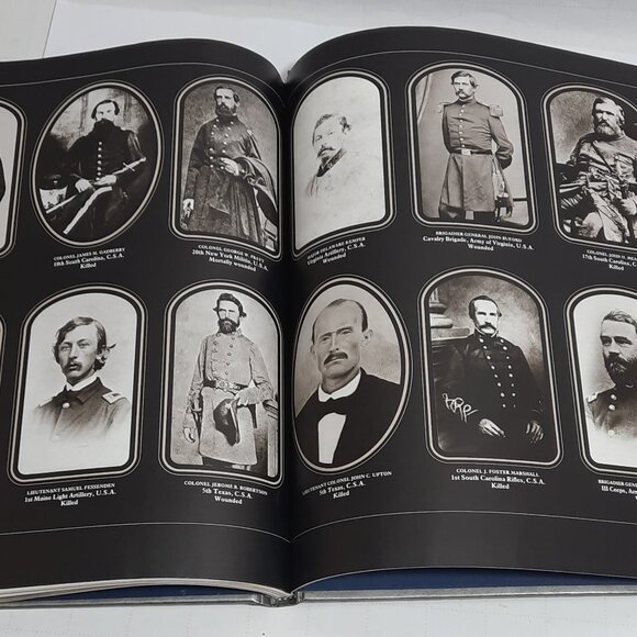 The Civil War Series: Lee Takes Command by Time-Life Books Editors - Picture 11 of 13